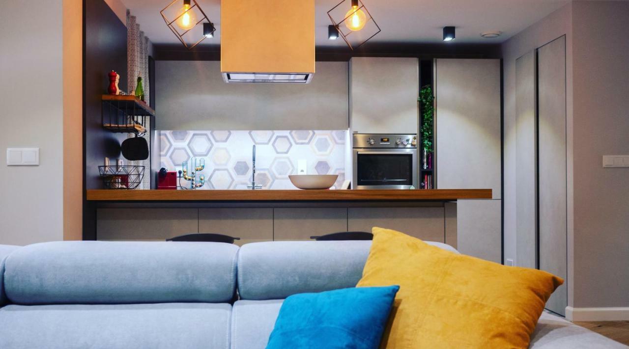 Hexagonal Design Apartment Valenza Esterno foto