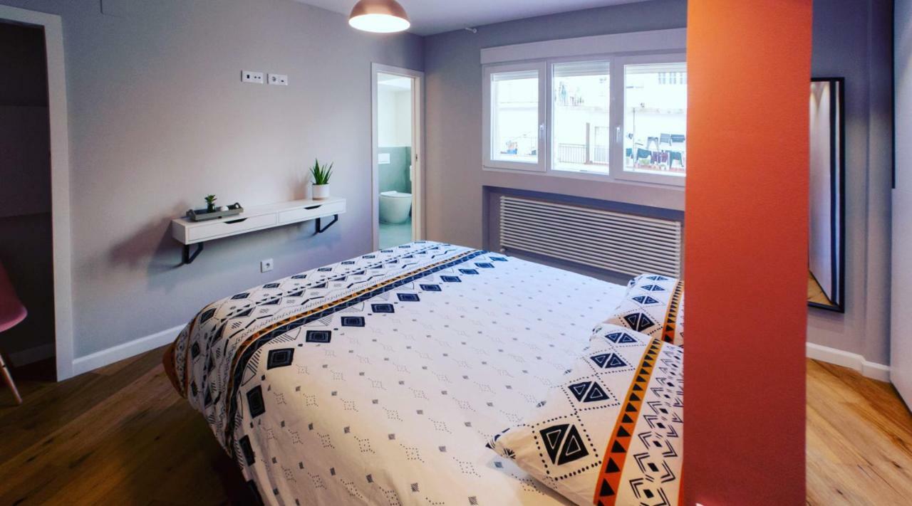 Hexagonal Design Apartment Valenza Esterno foto